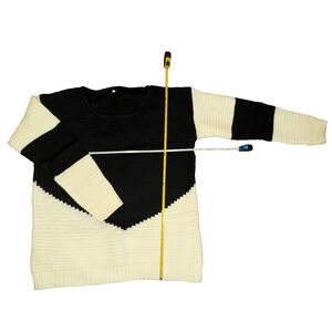 BLACK & WHITE WOMENS PULLOVER SWEATER SIZE L